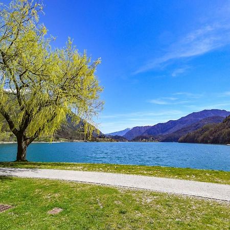 Lakegarden Apartment Riva del Garda Esterno foto